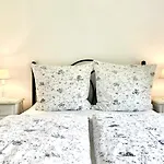 Charming House In + Pool 別荘 カルヴォエイロ