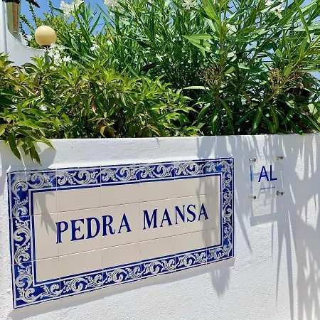Сasa de vacaciones Charming House In + Pool