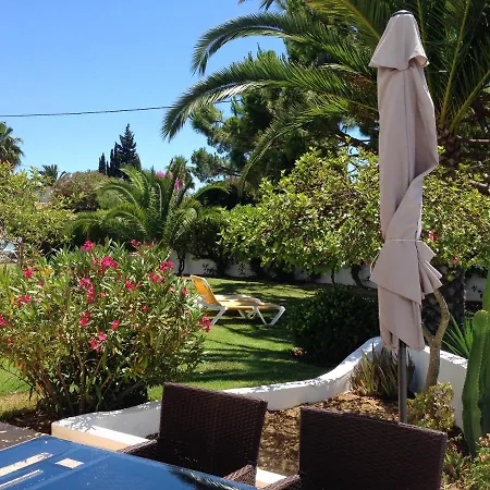 Casa de Férias Charming House In + Pool