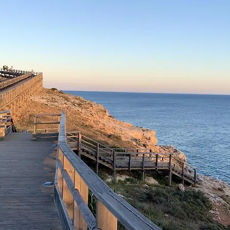 Charming House In + Pool Casa de Férias
