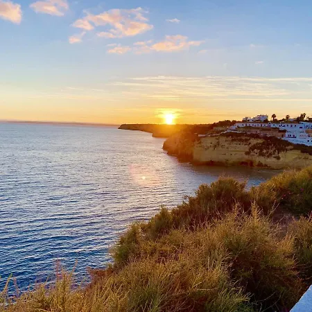 Charming House In + Pool Casa de Férias *
