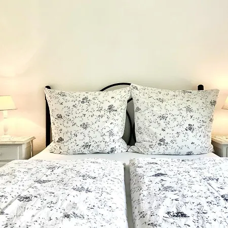 Charming House In + Pool Holiday home Carvoeiro (Lagoa)