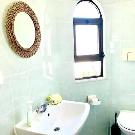 Charming House In + Pool Casa vacanze *