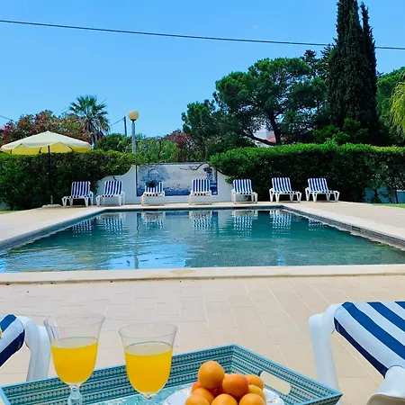 Charming House In + Pool Hébergement de vacances Carvoeiro (Lagoa)