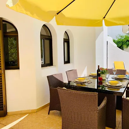 Charming House In + Pool Carvoeiro (Lagoa)