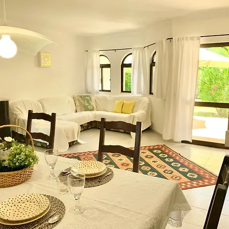 Charming House In + Pool Carvoeiro (Lagoa)