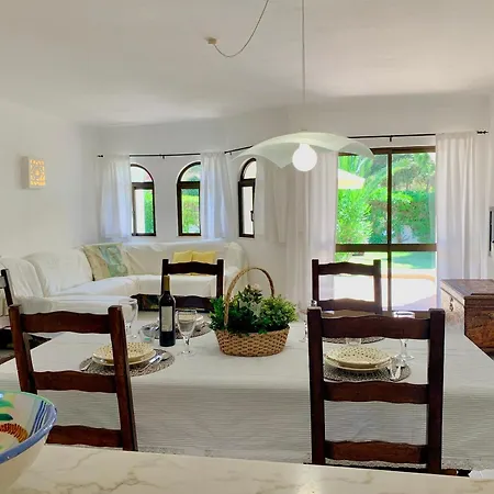 Charming House In + Pool Casa vacanze