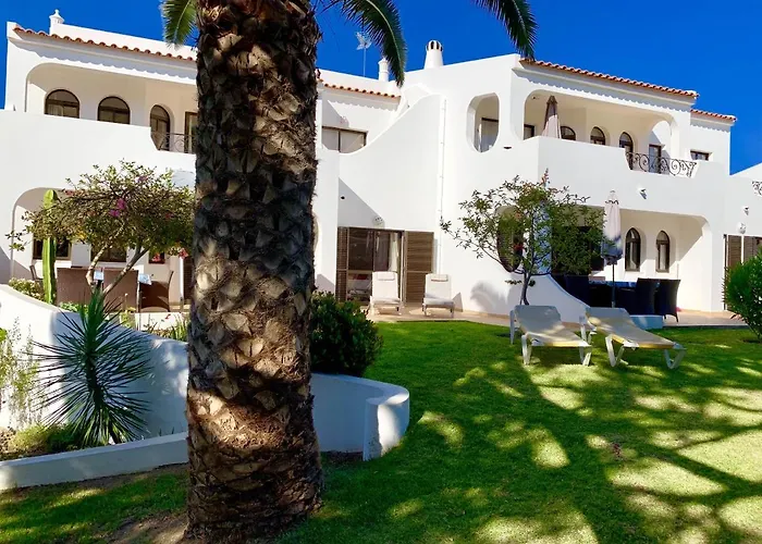 Charming House In + Pool Carvoeiro (Lagoa)