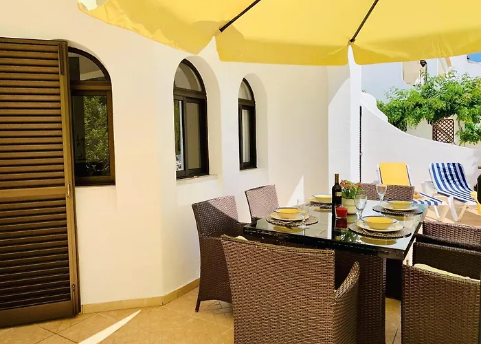 Charming House In + Pool Casa vacanze *
