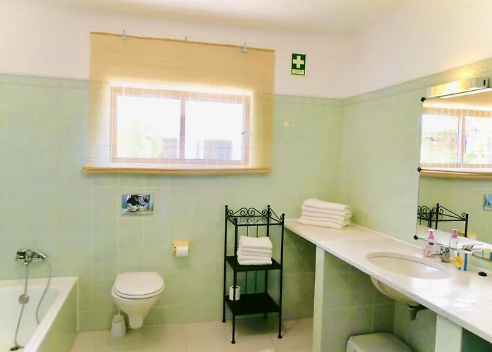 Ferienhaus Charming House In + Pool *